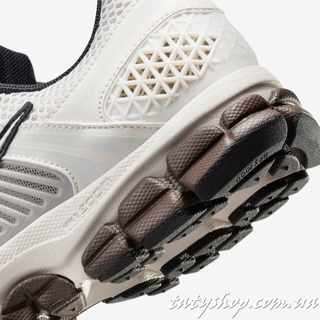 Кросівки Nike Zoom Vomero 5 Beige