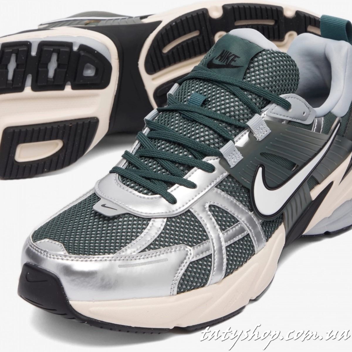 Кросівки Nike V2K Run Sneaker Metallic/Green